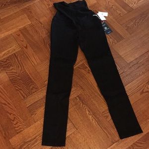 NWT Maternity Jeggings